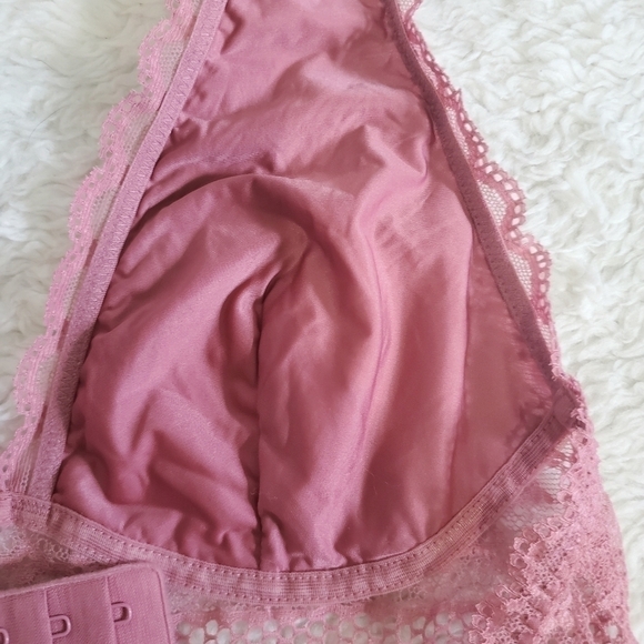 NWT Victoria's Secret VS Blush Rose Pink Halter Lace Bralette Size Small - Picture 5 of 13